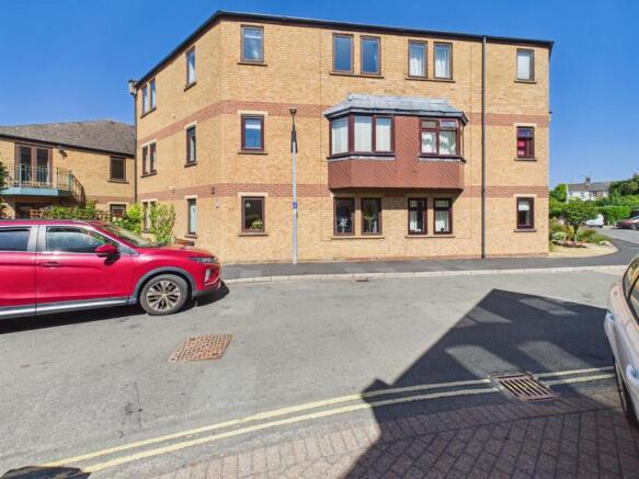 Welland Mews, Stamford