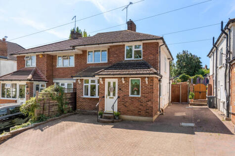 Holbeck Lane, West Cheshunt EN7