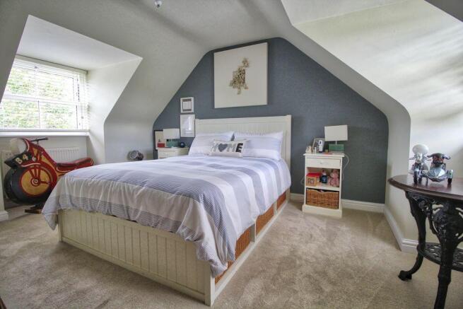 Bedroom 1 (Double with Ensuite)