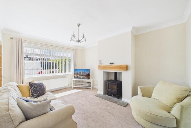 3 bed Semi-Detached Bungalow for sale Image 6