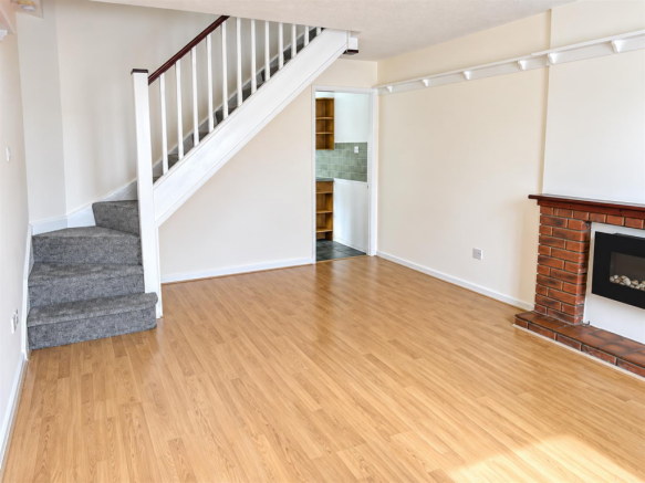 Lounge Heather Close.png