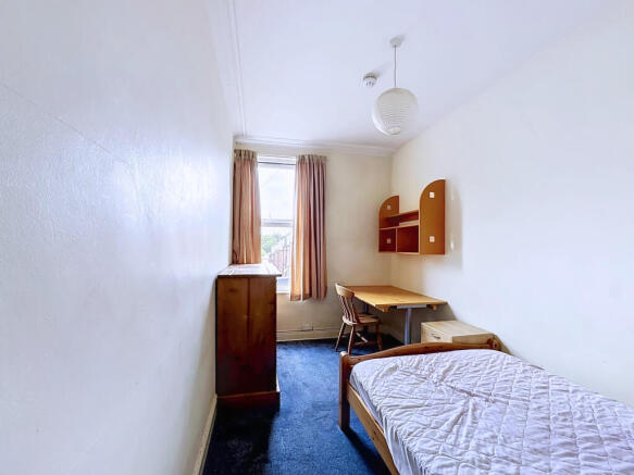 6 bed Terraced for sale Image 11