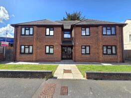 Flat 5, 76 Sloane Stanley Court, The Crossways, Gosport PO12 4RJ