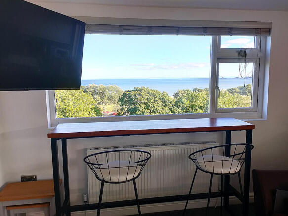 Sitting room with sea view