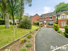 16, The Oaks, Walsall WS3 2NY