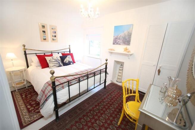 Top Sail Bedroom 1.jpg