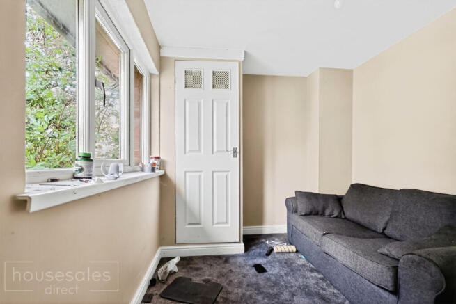 3 bed Terraced for sale Image 5