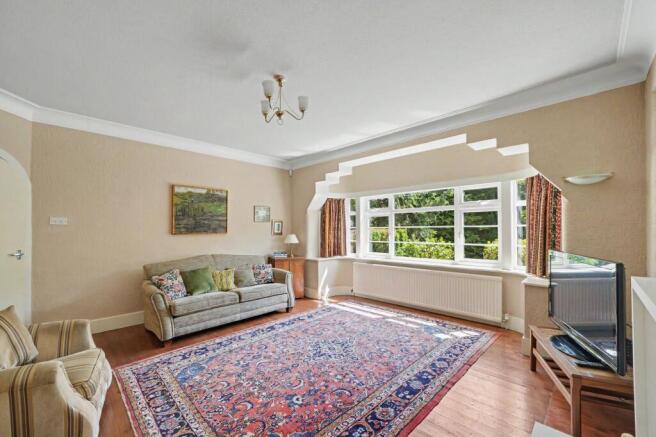 4 bed Detached for sale Image 8