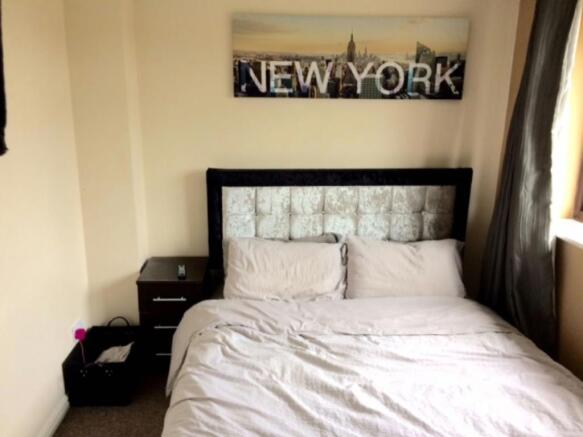 Bedroom 1a