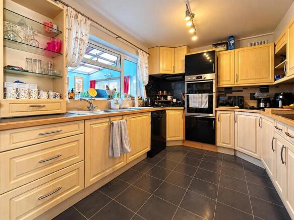 Kitchen.jpeg