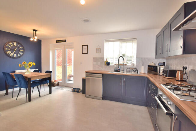 Lincoln Close, Catterick Garrison photo 4