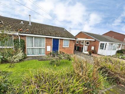 Bicester Avenue, Stenson Fields