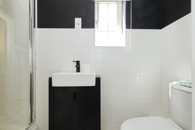 3 bed Semi-Detached for sale Image 12