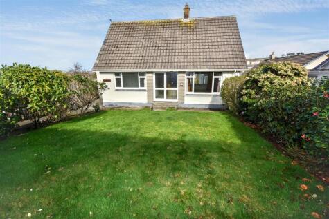 Gilly Fields, Redruth