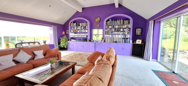 SITTING ROOM
