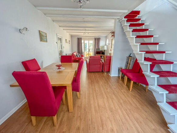 dining area 1