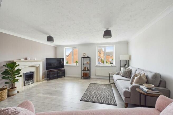 Lounge 1