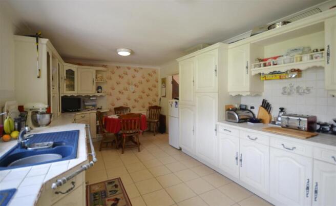 Kitchen.jpg