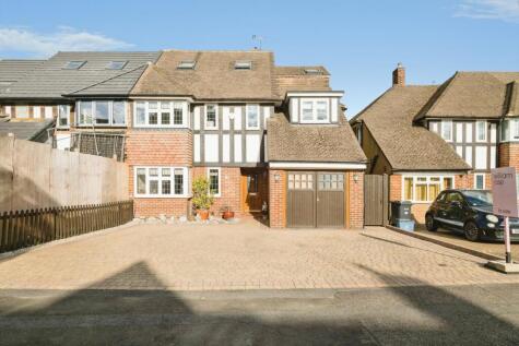 Linden Crescent, Woodford Green, IG8