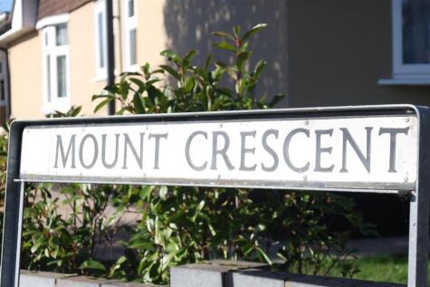 Mount Crescent, Hockley