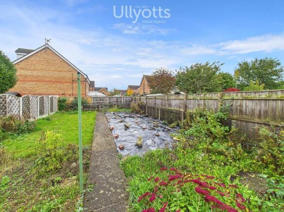 2 bed Semi-Detached Bungalow for sale Image 7