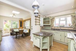 15, York Road, Northwood HA6 1JJ