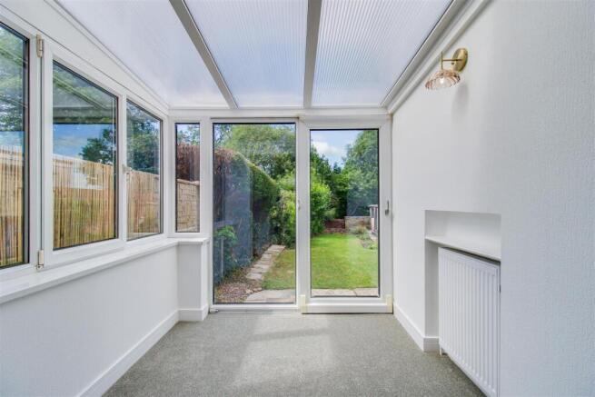 2 bed Semi-Detached for sale Image 7
