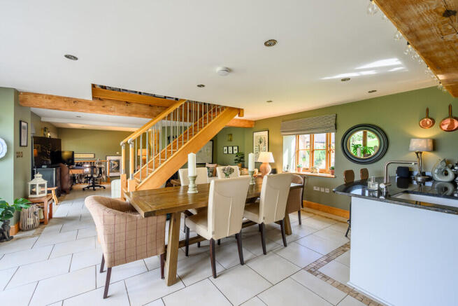 Open Plan Dining ...