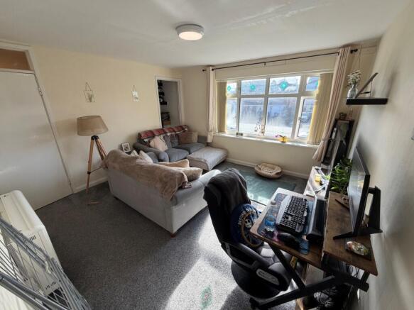 lounge 2