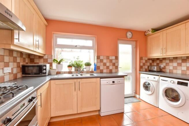 Kitchen / Breakfast Room