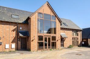 4, Corylus Court, Southampton SO40 8AE