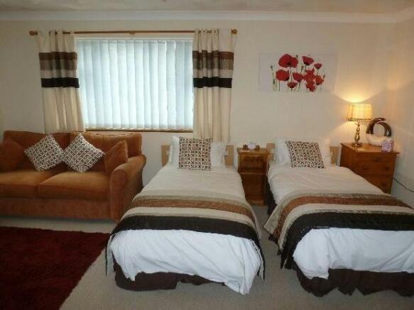 Guest Bedroom 4
