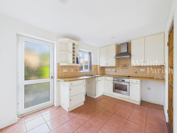 St. Nicholas Close, Long Stratton, Norwich, NR15 2JQ photo 4