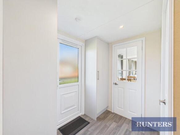 3 bed Park Home for sale Image 10