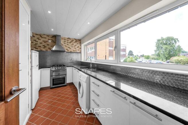 Milton Court, Bramhall, SK7 photo 4