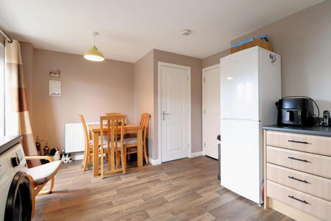 3 bed Town House for sale Image 5