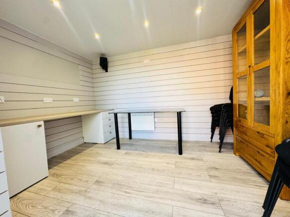 2 bed End of Terrace for sale Image 7