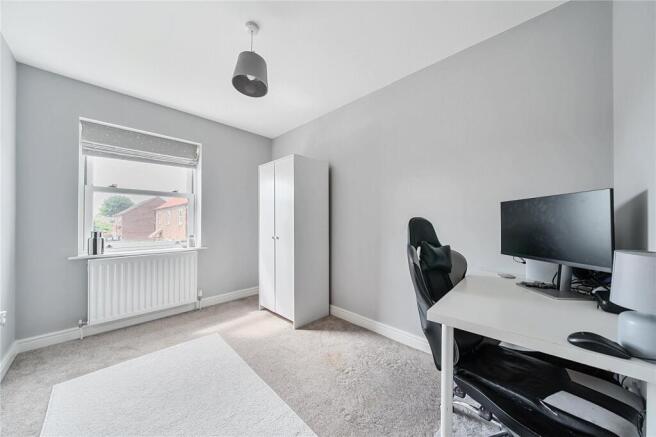 3 bed House for sale Image 10