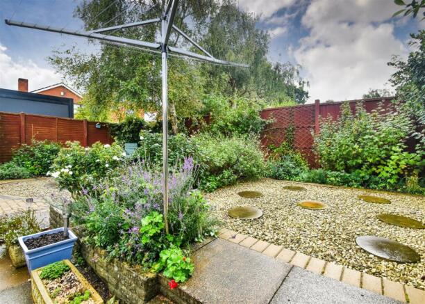 76 Chillington Drive - Garden.jpg