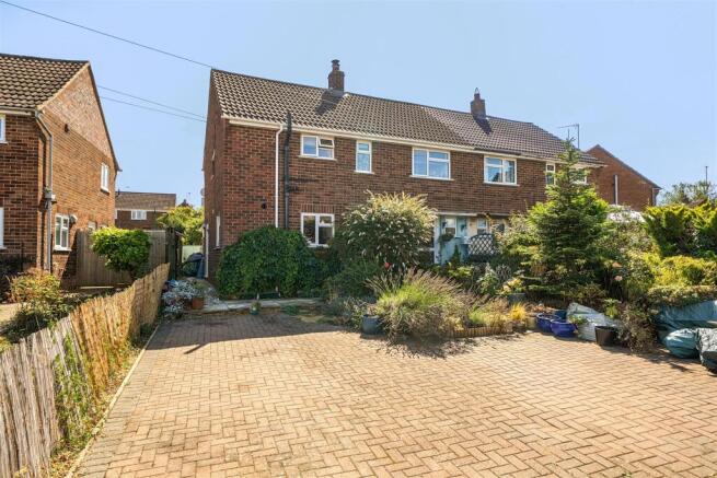 3-bed semi-detached on Vernon Road, Towcester, NN12, £350,000