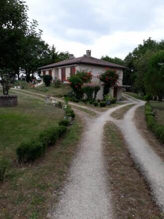 Photo 3