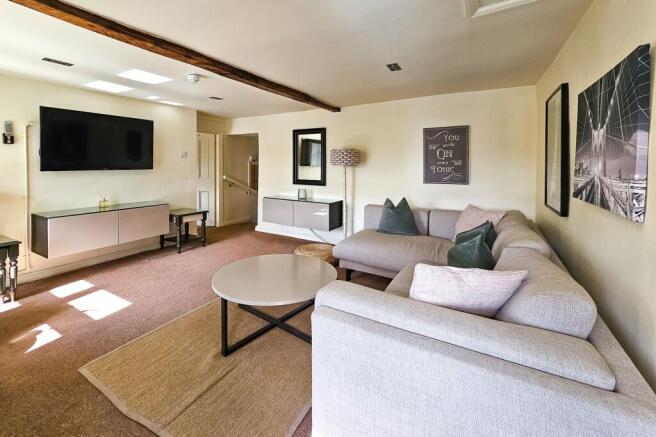 1 bed Flat to rent Image 8