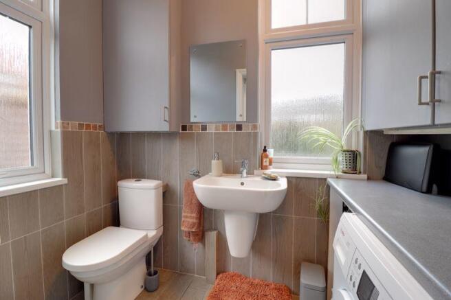 Utility/Guest WC