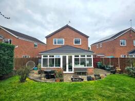 72, The Holly Grove, Quedgeley, Gloucester GL2 4UX