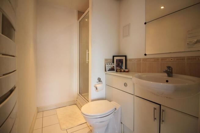 Master En-suite