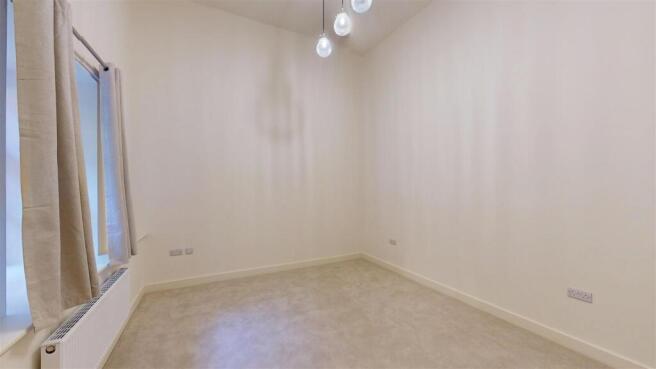 3 bed Mews to rent Image 11