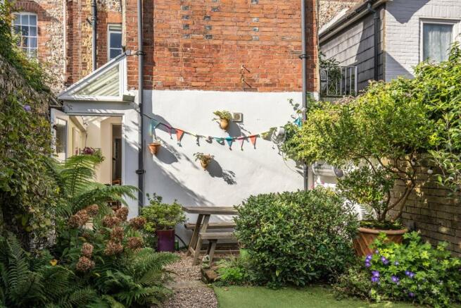 25 Abinger Place-10.jpg