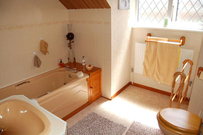 Photo 16