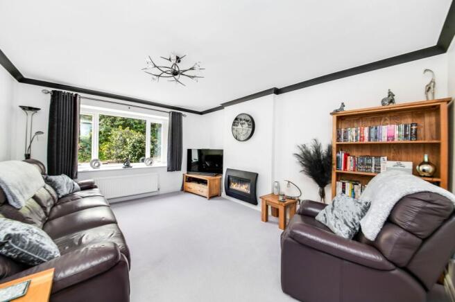 3 bed Detached for sale Image 4