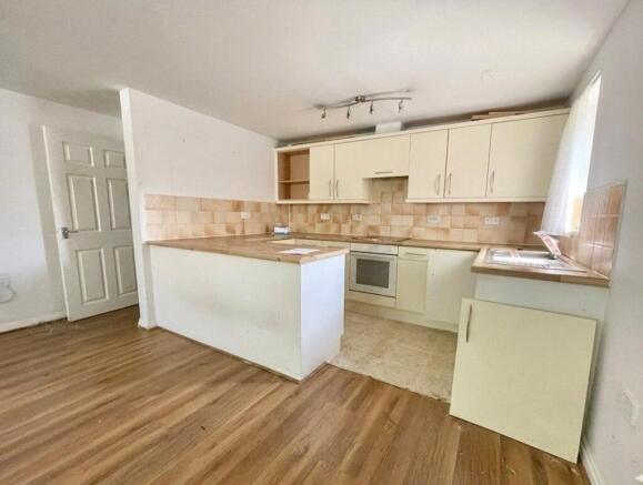 Lounge / Kitchen